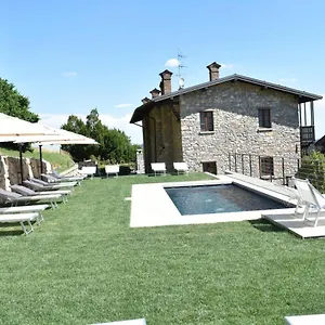 Cascina Belvedì , Clanezzo Italia